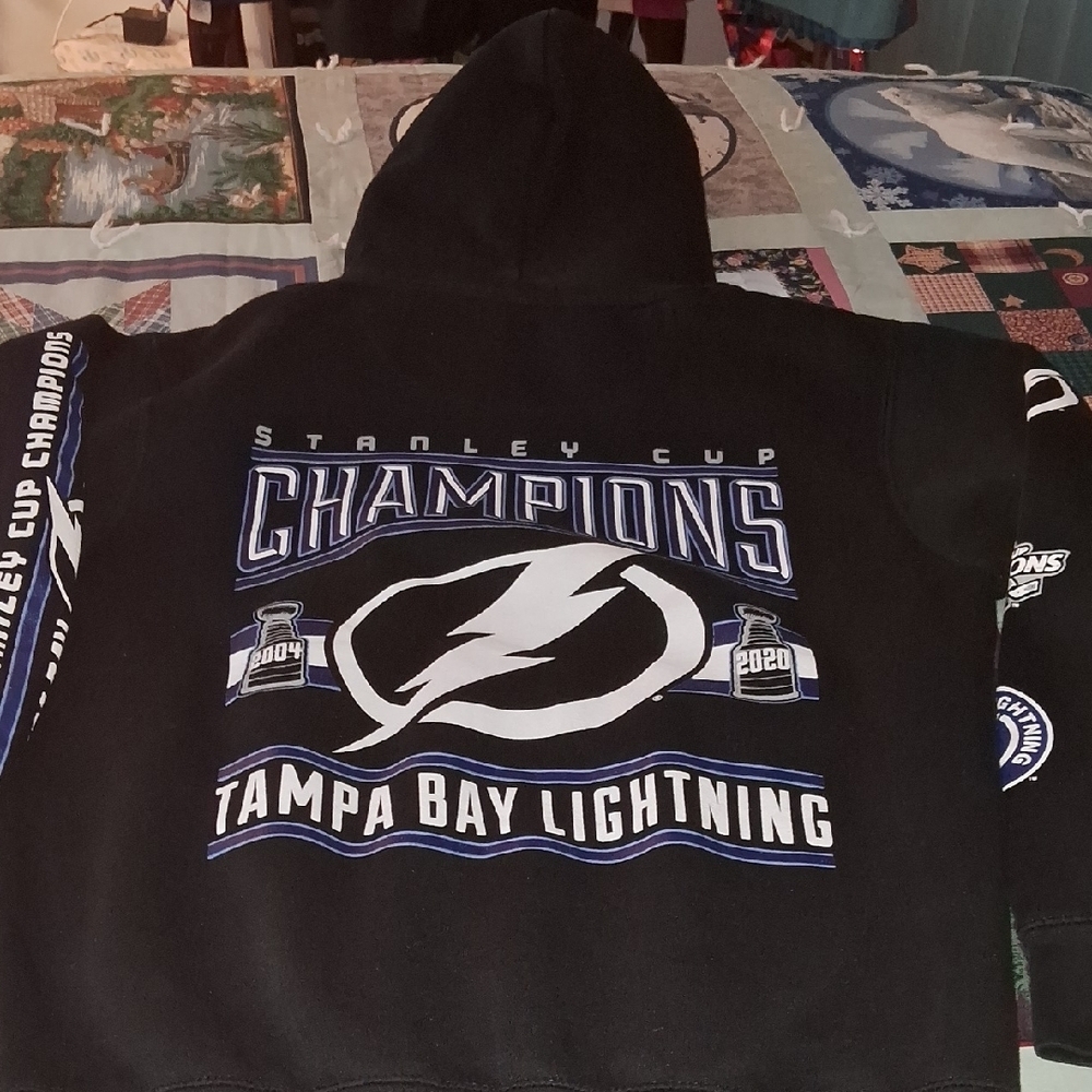 NWOT,NHL,TampaBayLightning,Championship,Unisex,Hockey,HoodySweatshirt🖤🤍💙🖤 - Picture 10 of 15